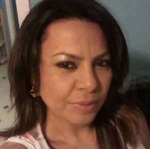 Meet your Posher, Charito